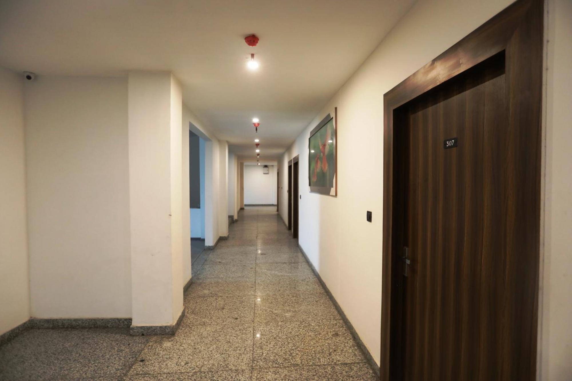 Hotel Noida Grand Sec 58 Luaran gambar